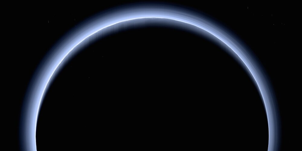 Pluton že dvajset let pritlikavi planet