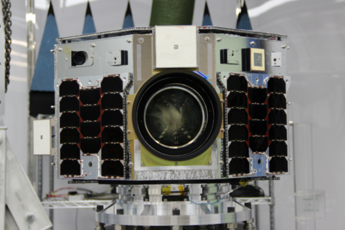 3. 9. 2020: Slovenska satelita v vesolje